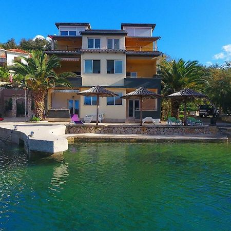 Apartments Savar - Ilo Brbinj Екстериор снимка