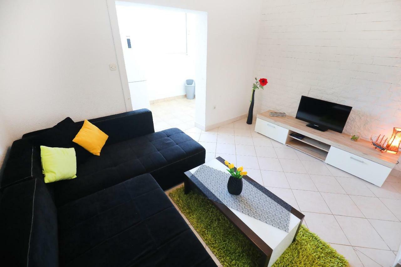 Apartments Savar - Ilo Brbinj Екстериор снимка