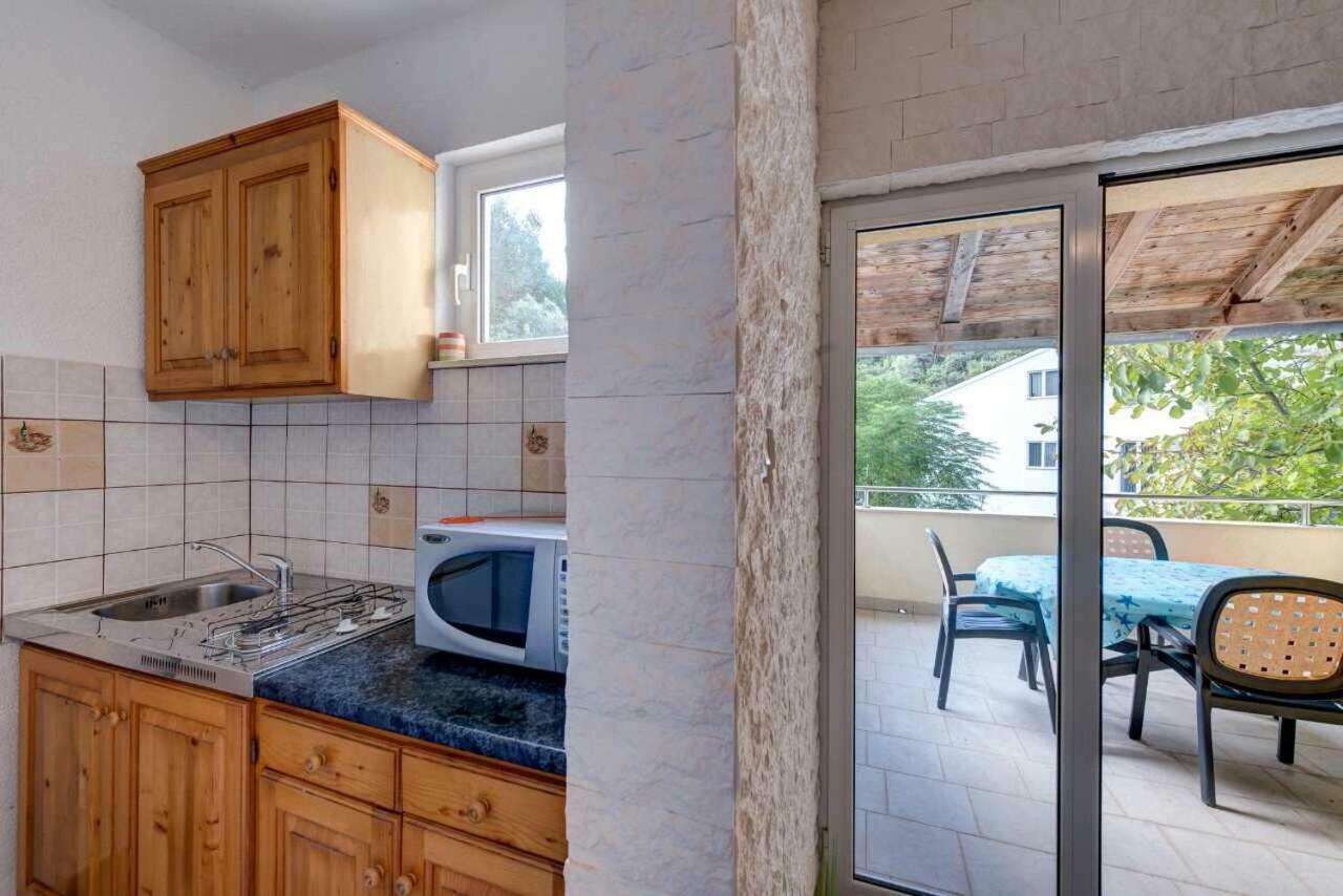 Apartments Savar - Ilo Brbinj Екстериор снимка