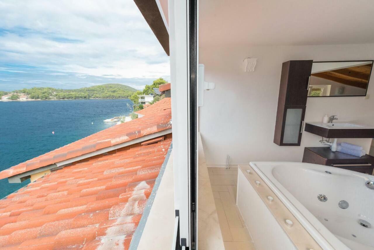 Apartments Savar - Ilo Brbinj Екстериор снимка