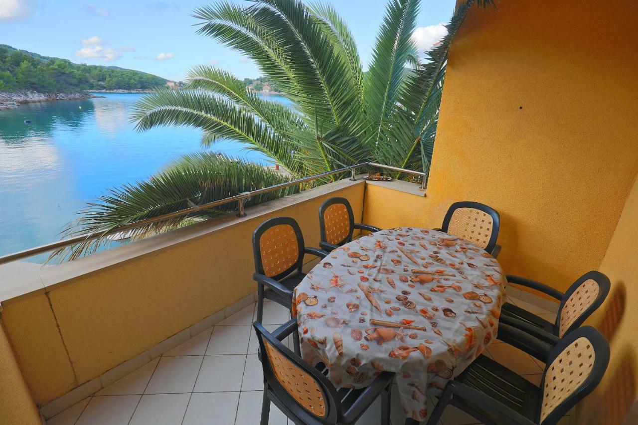 Apartments Savar - Ilo Brbinj Екстериор снимка